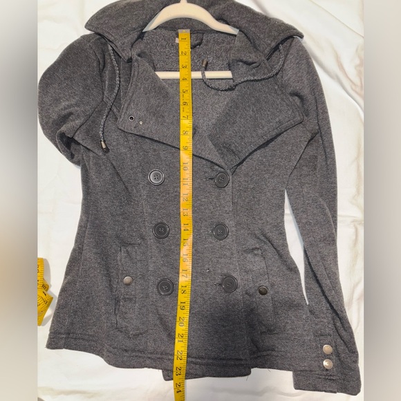 BONGO Charcoal Grey Peacoat with Wide Collar, Hood, and Textured Fabric - Picture 7 of 8